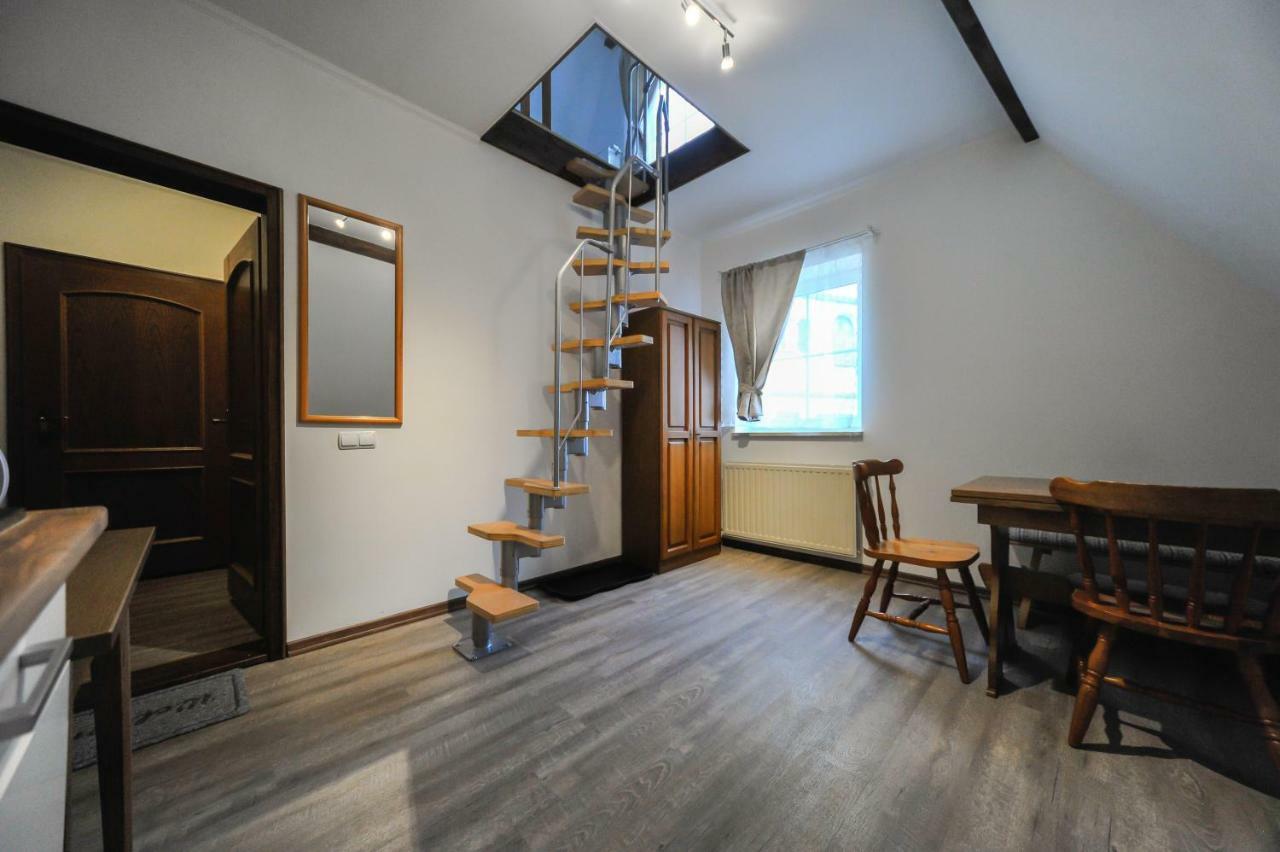 Old Town Center Apartments On The Romantic Road Harburg  Bagian luar foto